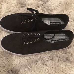 Black American Eagle size 10 shoes